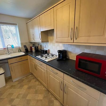 5 Holborn Spacious Home Redhill  Luaran gambar
