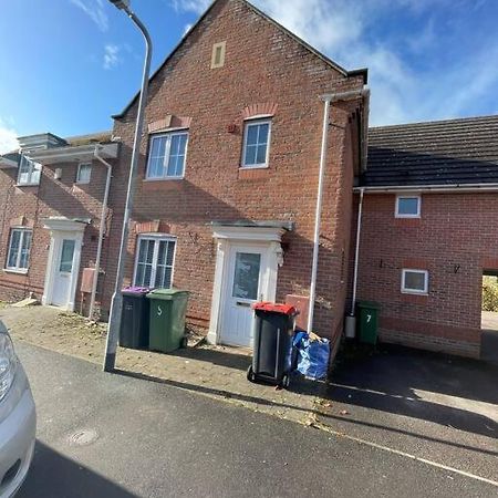 5 Holborn Spacious Home Redhill  Luaran gambar
